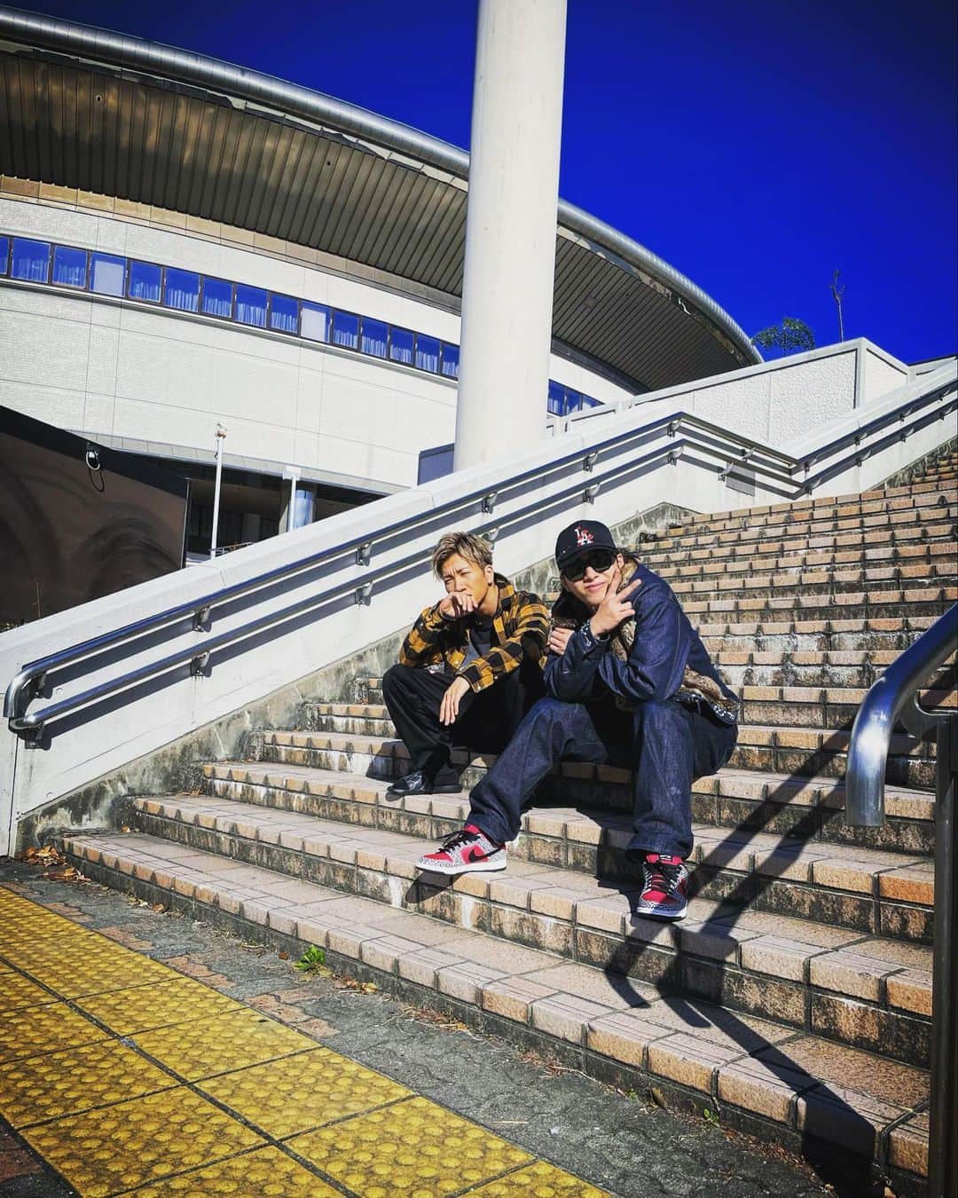 荒木駿平さんのインスタグラム写真 - (荒木駿平Instagram)「名古屋最高でした🍤  とにかく楽しかった！ 更なるステージへ向けて🔥  #ayumihamasaki  #asiatour」12月12日 13時58分 - syunpei0130