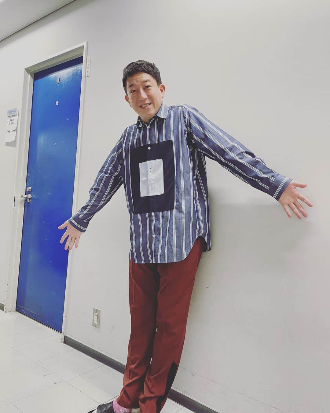 高橋茂雄のインスタグラム：「今日の収録の服です！ シャツがいいよね！ね？ね？ね！  初めてタグ付けしましたわ！」