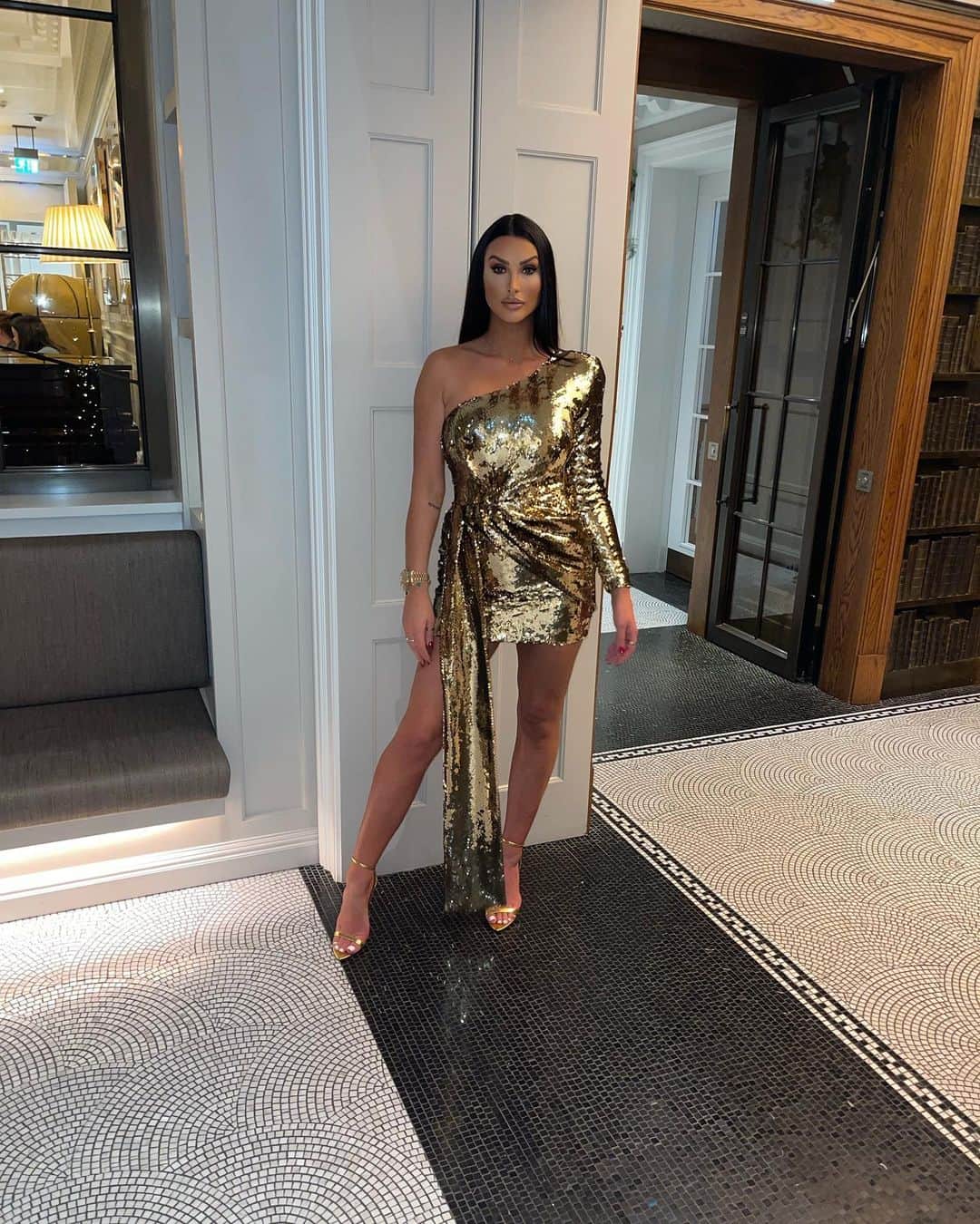 のインスタグラム：「A Birthday Weekend To Remember 🎉❤️」