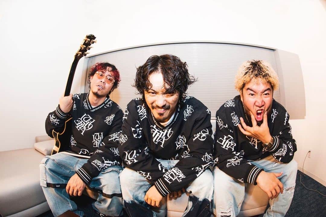 WANIMAのインスタグラム：「Boil Down 2022   Photo by Jon…   #WANIMA #BoilDown」