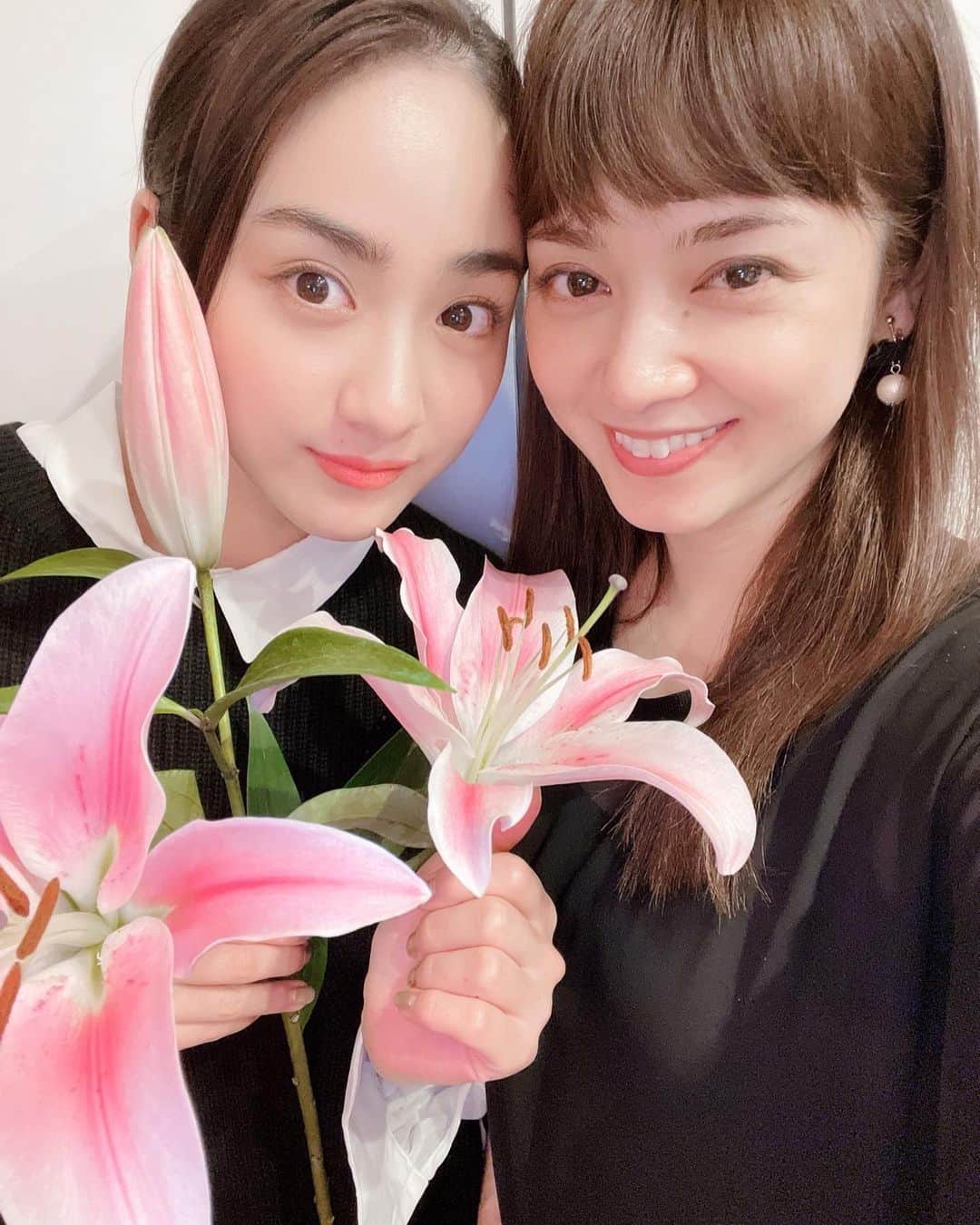 平祐奈のインスタグラム：「🌹🌹🌹 𝐻𝑎𝑝𝑝𝑦 𝑏𝑖𝑟𝑡ℎ𝑑𝑎𝑦 𝑑𝑒𝑎𝑟 𝑚𝑦 𝑙𝑜𝑣𝑒𝑙𝑦 𝑠𝑖𝑠𝑡𝑒𝑟.  愛ちゃんがずっとずっと幸せでありますように🫶🎈 @harikiri_tairi」