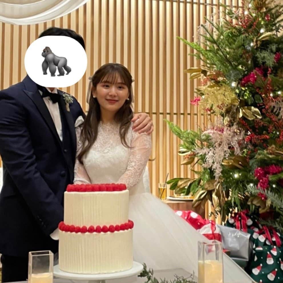ひよんのインスタグラム：「👰🏻‍♀️🤵🏻  実は先日、やっと結婚式がおわりました❤️ 結婚式の写真はまた色々載せていくね☺️ とりあえず今日はこの2枚を💓 ひよんちゃんねる(YouTube)も撮影してるから 楽しみにしててね〜😆👏🏻  最近全然インスタ更新できなかったけど また色々載せていきます❤️  #ひよん #ひよんウェディング」