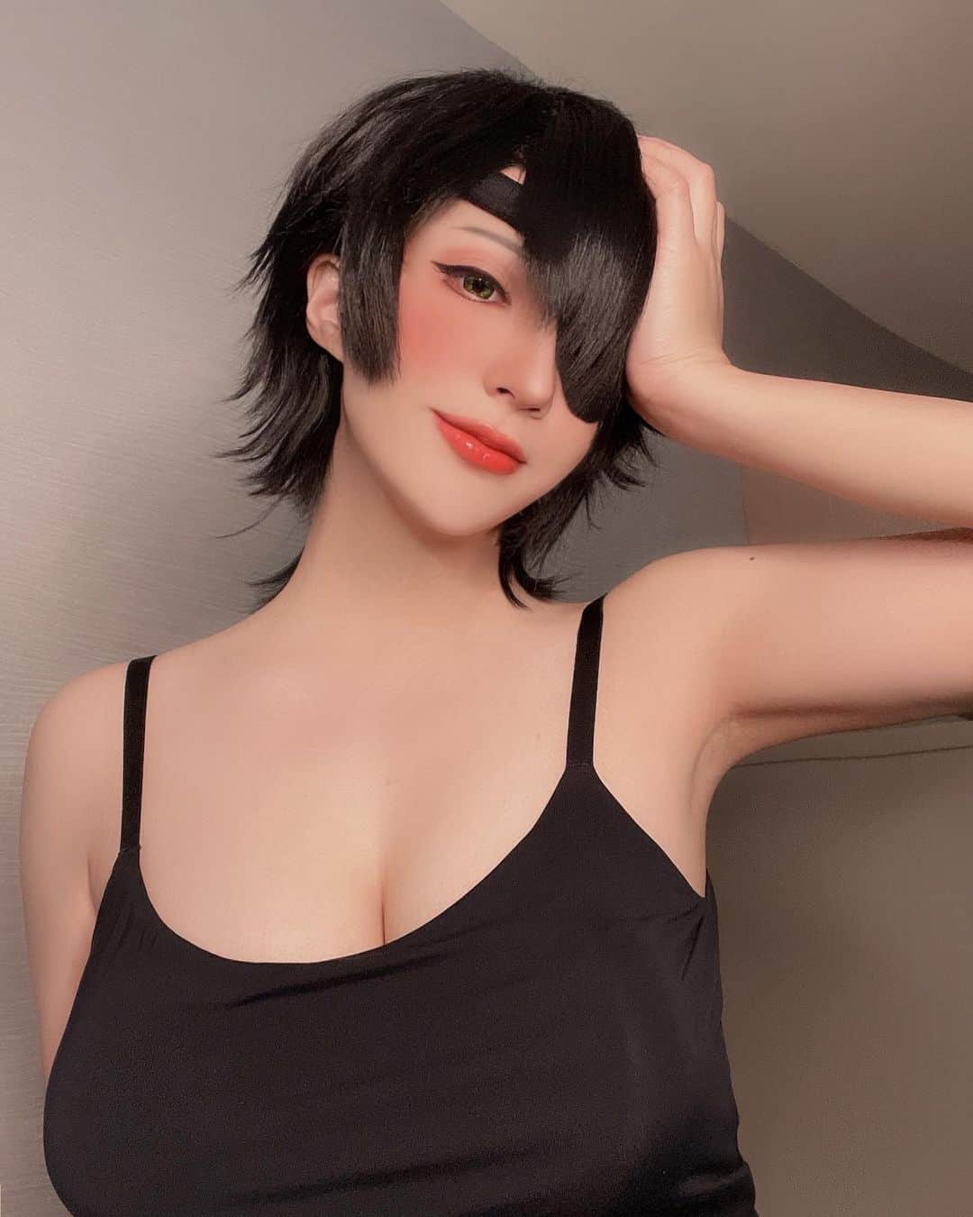 千尋のインスタグラム：「千尋在這週六要到 情趣夢天堂 擔任一日店長啦❤️❤️ 好期待當天跟大家見面❤️記得來找我玩❤️  活動時間 │ 12/17(六) 13:00 - 18:00 活動地點 │ 情趣夢天堂門市 (台北市大安區新生北路一段7號2F)  詳細內容✨✨  歌手Akira當日會現場演唱多首動人的歌曲 其中包含 猫伊光 老師遊戲的原創OP及ED✨ 千尋也會以紫苑貓娘造型登場！😻 當天店長們也會與現場的各位互動、小遊戲同樂 在2022的最後一起被淹沒在滿滿的幸福感之中吧💕 － ⭐活動期間消費福利⭐ ✦消費不限金額即可與店長合照 ✦消費滿$999即贈【店長合照拍立得】 ✦消費滿$1500即贈 1分鐘【1:1 攝影券】限量30組 ✦消費滿$1800即贈【拍立得】＋【攝影券】！！！ 這次又特別新增了一個級距 讓大家都可以有機會得到夢寐以求的福利呦🎅  #一日店長 #千尋 #Akira  #ChainsawMan  #himeno #チェンソーマン #chainsawmancosplay」