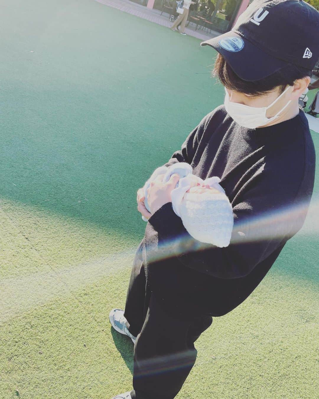 中村歌昇 さんのインスタグラム写真 - (中村歌昇 Instagram)「女の子って軽い。 #育児 #baby #赤ちゃん #歌舞伎 #初の女の子 #兄弟達もよく面倒を見てくれてます #中村歌昇 #undercover」12月12日 22時06分 - kasho_nakamura