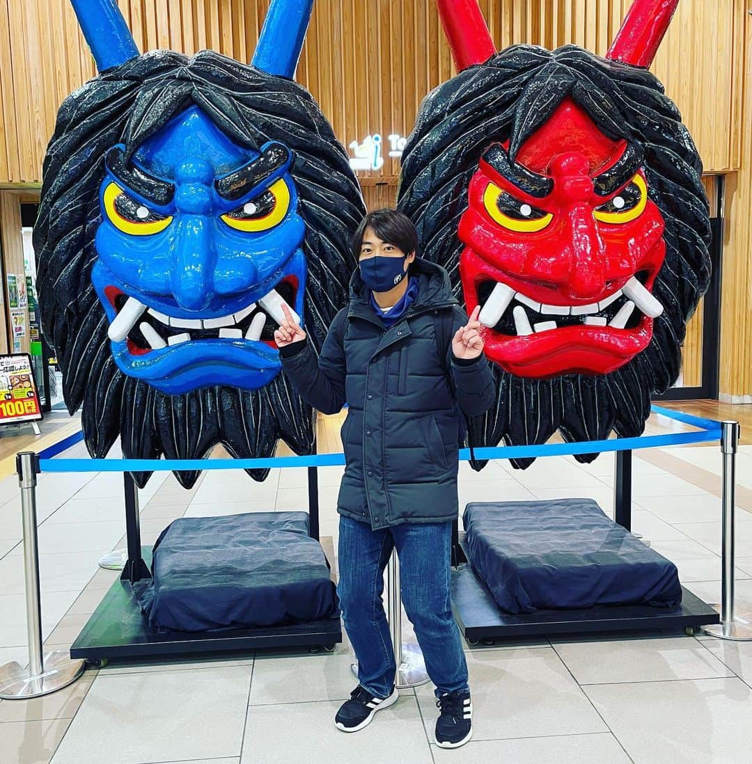 須田健太郎のインスタグラム：「👹👹👹 今週すったげつえ寒気くるらしいな。 あったげぐして寝れや〜。 #いつかのふるさと #寒さに負けずがんばっぺし」