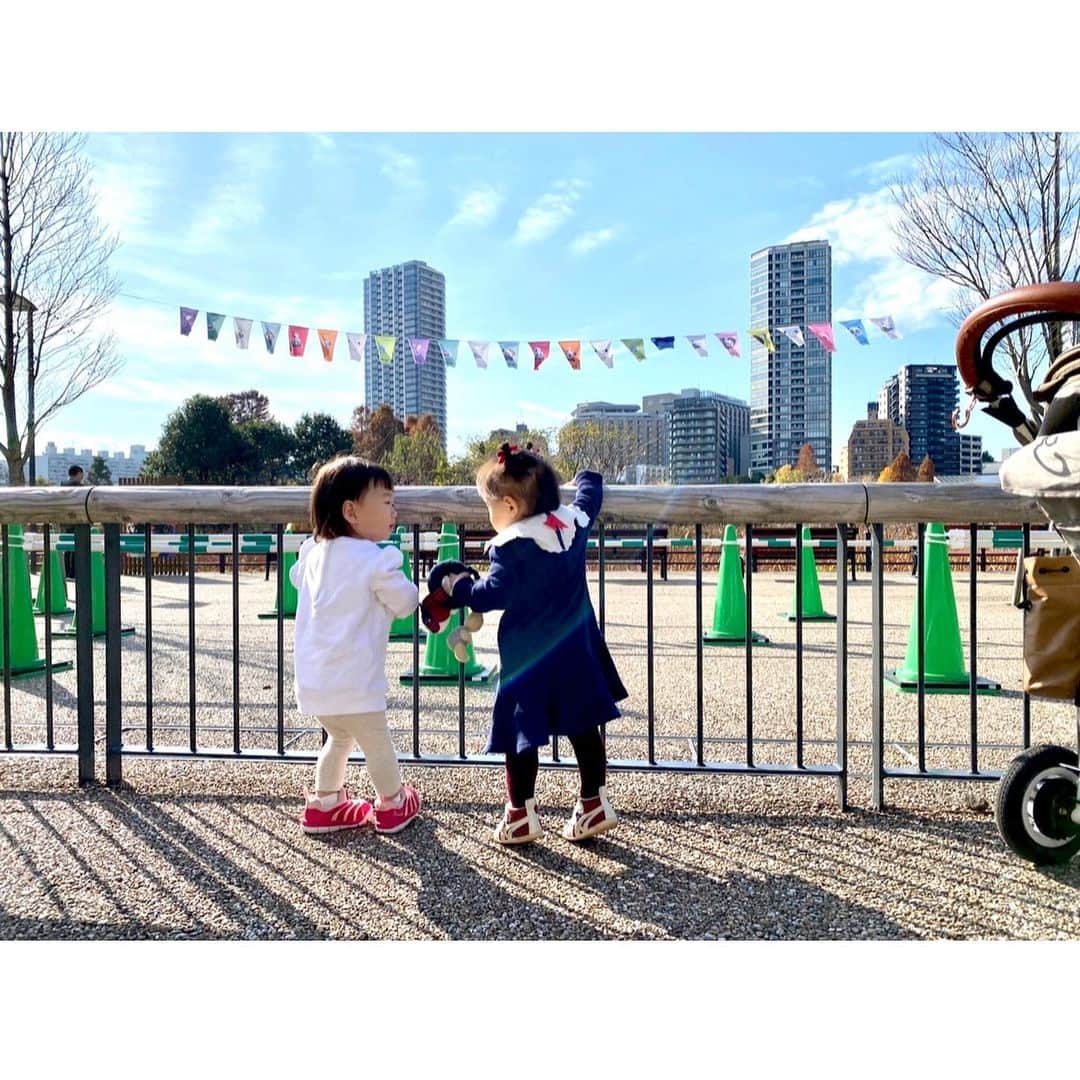 東なつ紀のインスタグラム：「上野動物園🐼🐰🐻🐥  お揃いのポロベアで行ってきたよ◡̈ 楽しかった🤍  いろんな動物を間近で見れて、私がコーフンした笑笑  🐼も観れたね👏🏻  #上野動物園 #動物園 #パンダ #子連れお出かけ  #ラルフローレンベビー」