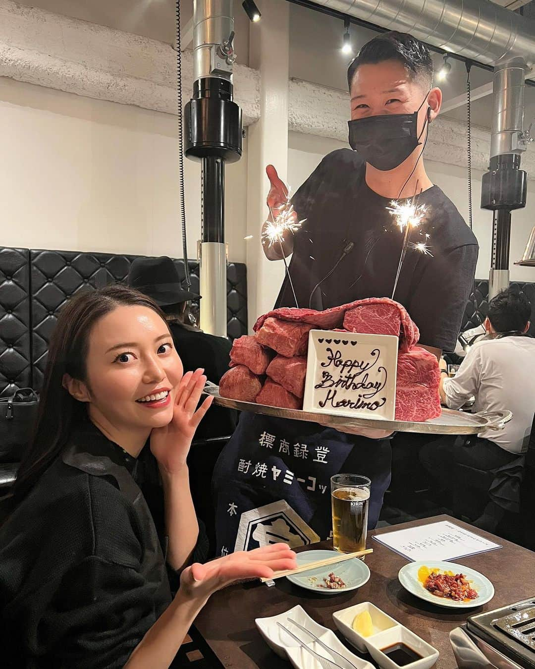 村田莉のインスタグラム：「幸🥩🐮🥩 お肉たっぷりのコースの後に、一人だけ冷麺大盛り🙏🏻🥺  #食べ過ぎ #夕方にホッケ定食食べたのに  #焼肉 #一心不乱」