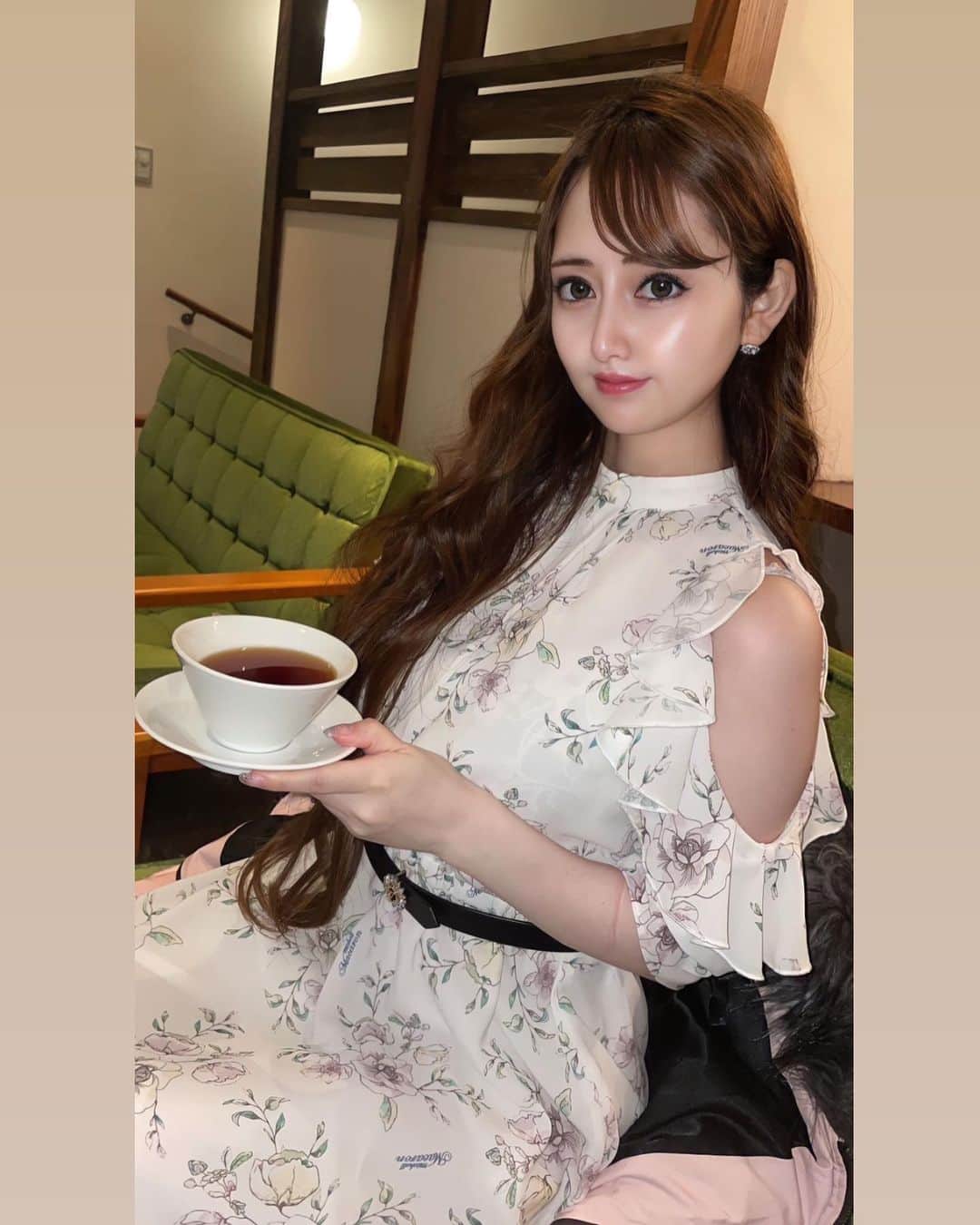 華平エレナのグルメインスタ