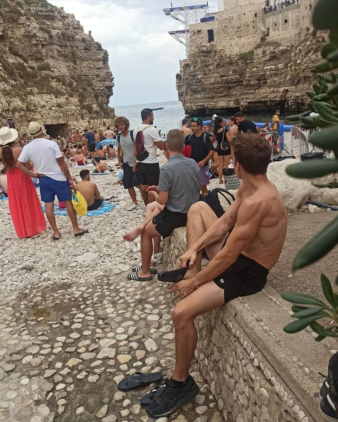 ノーラン・ジェラード・ファンクのインスタグラム：「Postcard from Polignano a Mare ✉️」