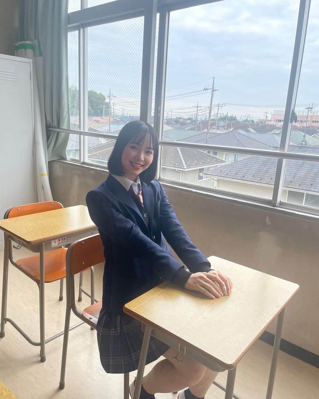 大友樹乃のインスタグラム：「' ジュノと同じクラスだったら、こんな感じ？👧🏻🏫」