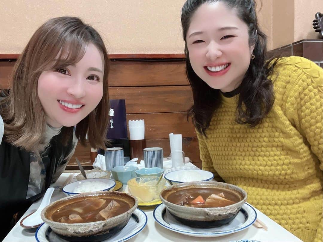 辰巳ゆいのインスタグラム：「今日は、みぃななとランチ❤️ 美味しいビーフシチューを食べに行ってきた😙 ちょっと会わないと、お腹大きくなってて、あー！もうすぐだなぁ❤️とわくわくしちゃいます👶 楽しみだねー💕楽しみだねー💕  今日も、楽しかった♡」