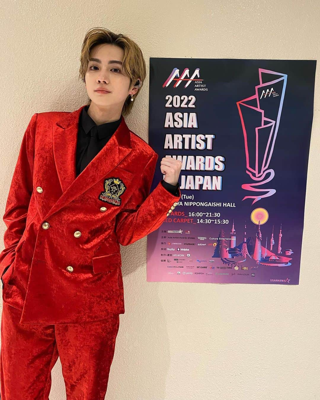 吉野北人のインスタグラム：「ヤバすぎた🔥🔥 皆さん応援ありがとうございました🙏✨  #2022AsiaArtistAwards  #AAA2022」