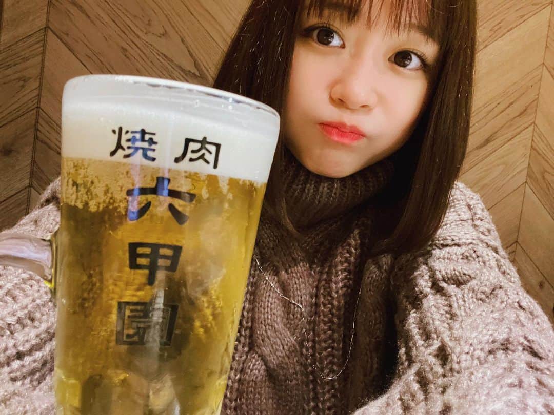 大原櫻子のインスタグラム：「ふわっ  今日でデビュー9周年とのこと…🥺✨  感謝しかありません🥲  え。。待って。  まってマッテMATTE  9年⁉︎  もうそんなに経つの…😱? 恐ろしい💦  明日からまたツアーも始まります♪ たくさんの“ありがとう”届けたいと思います‼︎  めでたい日なので、 “ふわふわ”浮かれてきます🍺」