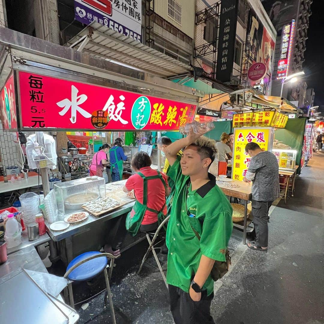 RUDE-αさんのインスタグラム写真 - (RUDE-αInstagram)「台湾謝謝🇹🇼  様々な出会い、美味しい食事 優しい声、エネルギーを沢山貰った また来るね✌︎  #台湾 #高雄」12月14日 20時06分 - 5leep3alker