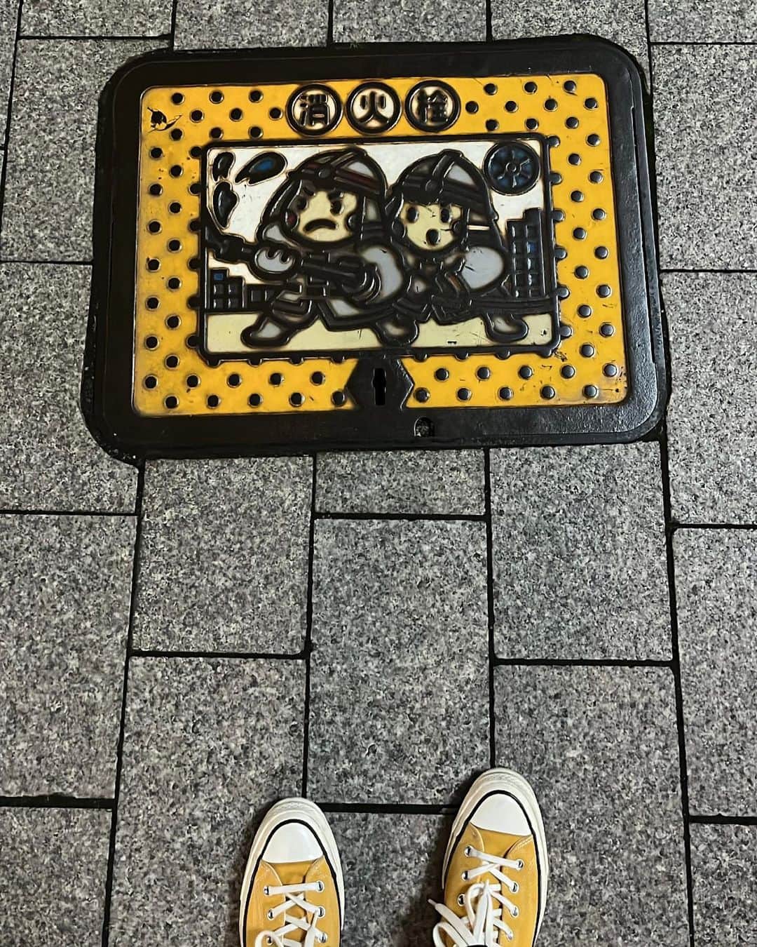 パース・ナクンのインスタグラム：「เจอสิ่งน่ารักในเมืองโตเกียว 💛」