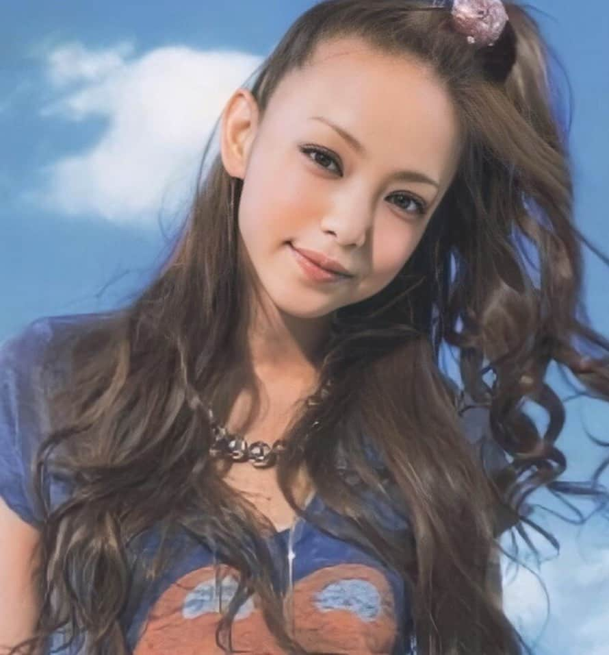 安室奈美恵　ファンアカウントのインスタグラム：「✨Japanese great songstress "NAMIE AMURO"✨ ✨Please enjoy her wonderful song and dance✨  #安室奈美恵#安室ちゃん #安室ちゃん好きな人と繋がりたい  #namieamuro #amuro#namie #music#song#live#style #beauty#cute#happy #smile#笑顔#peace #かわいい#大好き #love#singer#diva #swag#cool#tbt #fashion#nature#hair #dance#friendship #LouisVuitton」