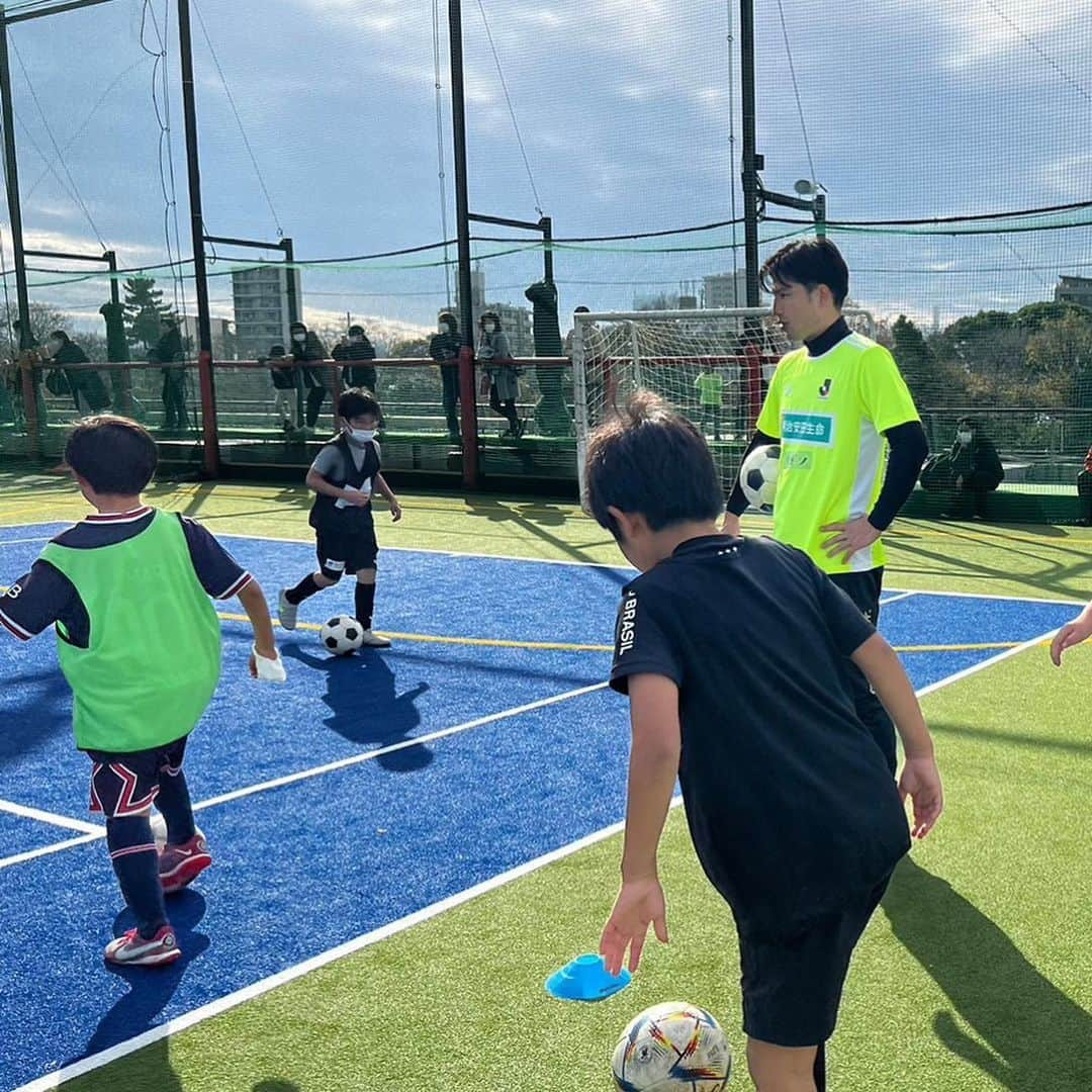 竹田忠嗣のインスタグラム：「明治安田生命ＪリーグMYサッカー教室@池袋⚽️🐣」