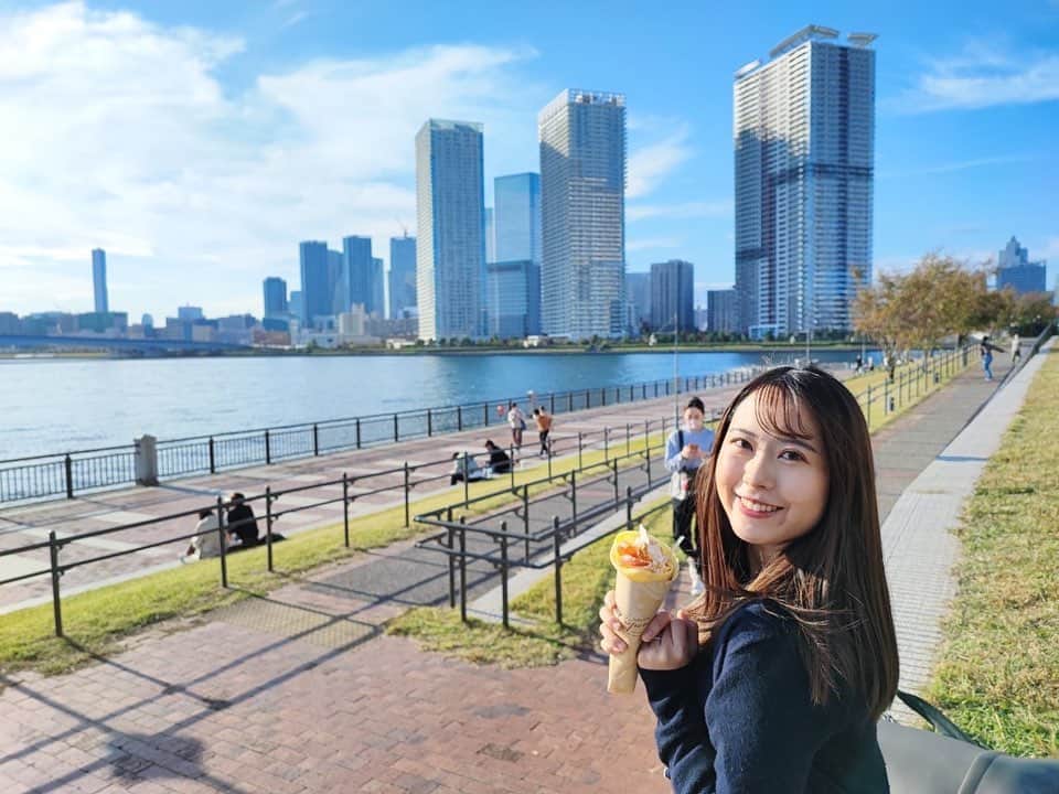 のインスタグラム：「クレープ🫶 . . . #豊洲 #豊洲ぐるり公園 #クレープ」