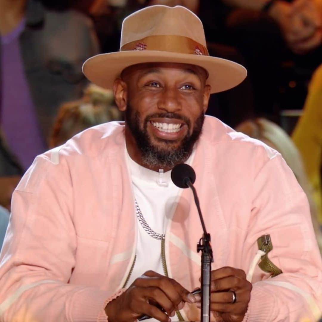 アメリカン・ダンスアイドルのインスタグラム：「We will always remember Stephen “tWitch” Boss for the light and joy he brought into our lives and into the hearts of so many. This tragic, painful loss of such a radiant, inimitable talent and beloved friend is immeasurable beyond words, and we grieve alongside his family, loved ones and fans. tWitch, we will miss you dearly. #SYTYCD」