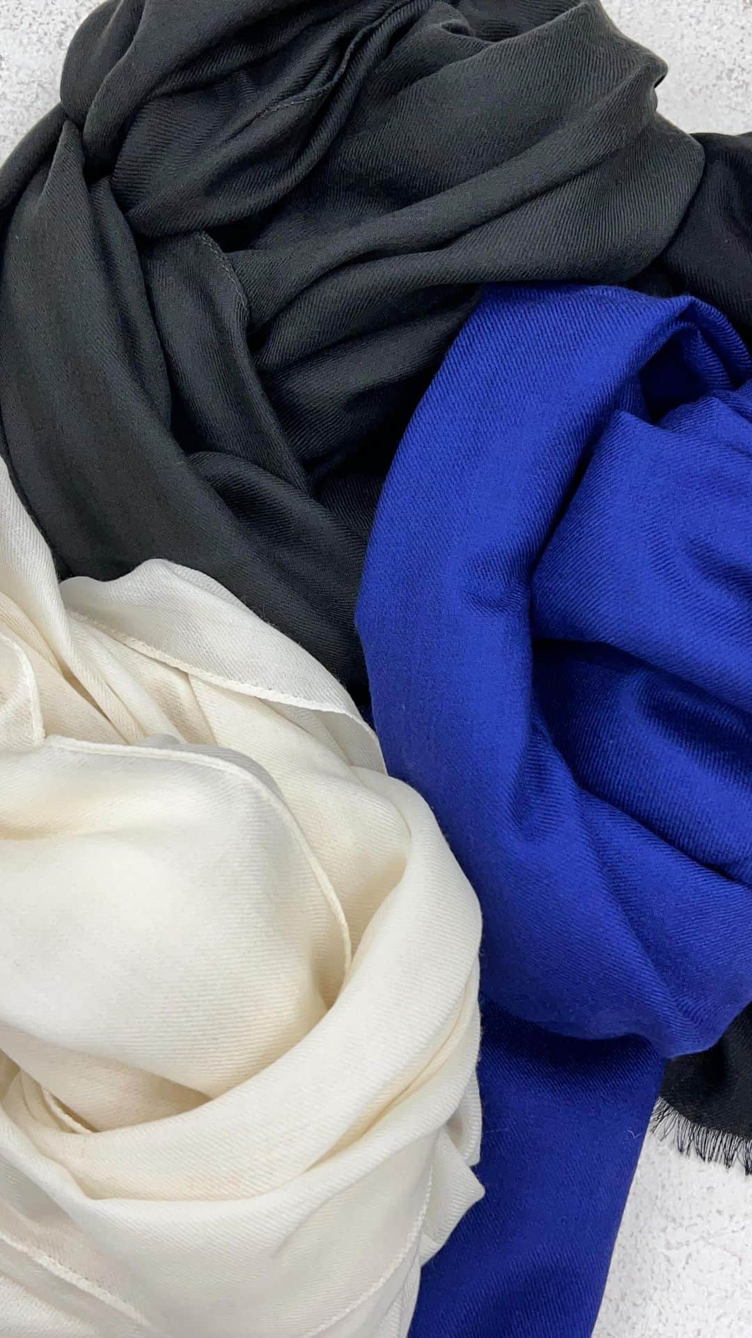 高田朋佳のインスタグラム：「COLONY CLOTHING インスタライブ!! ギフト特集 @piacenza1733」