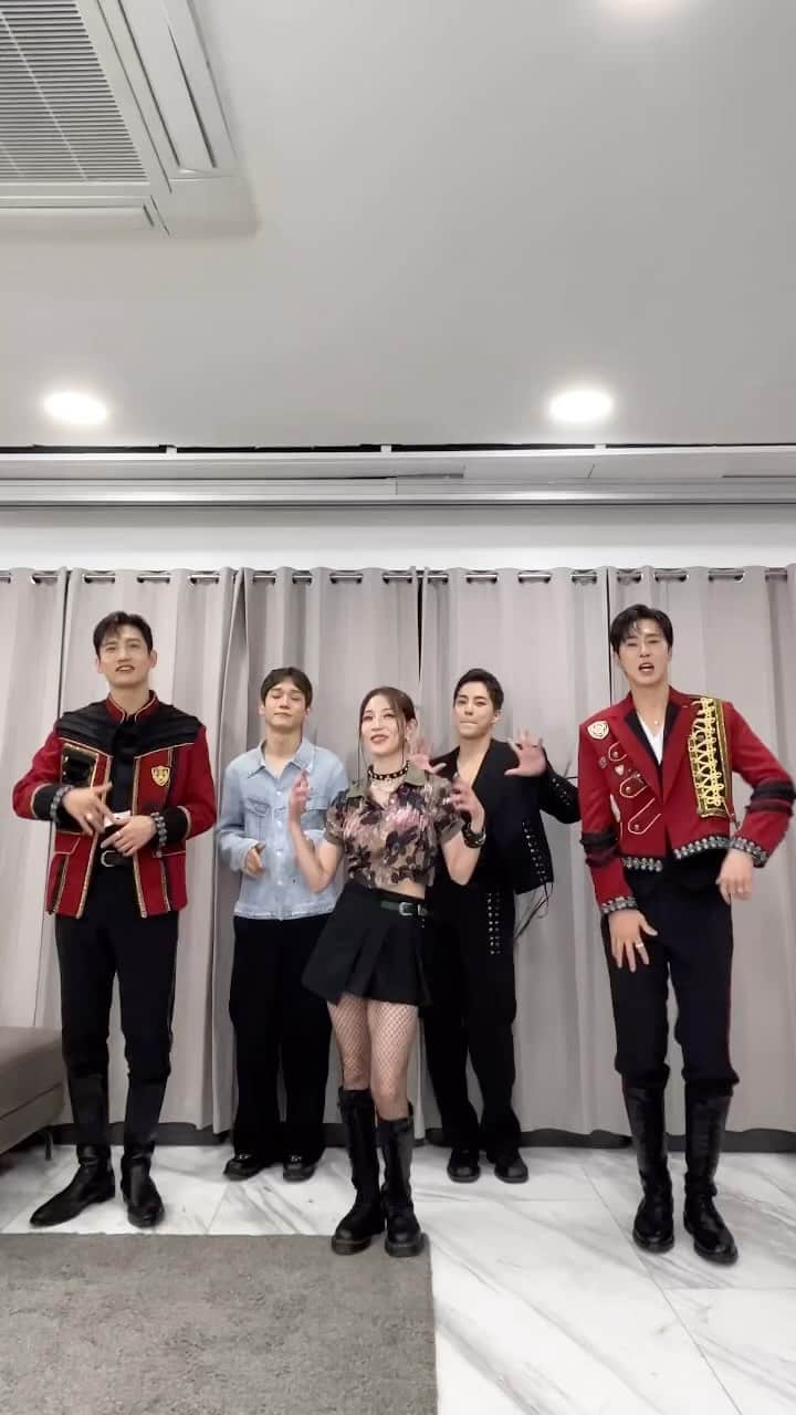 BoAのインスタグラム：「너무 고마운 친구들🫶」