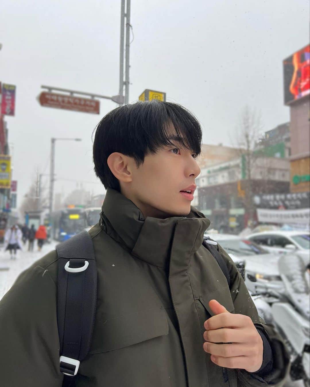 Jay のインスタグラム：「춥지만 걷는게 좋다 더 걷자 寒いけど 歩くの好き もっと 歩こう」