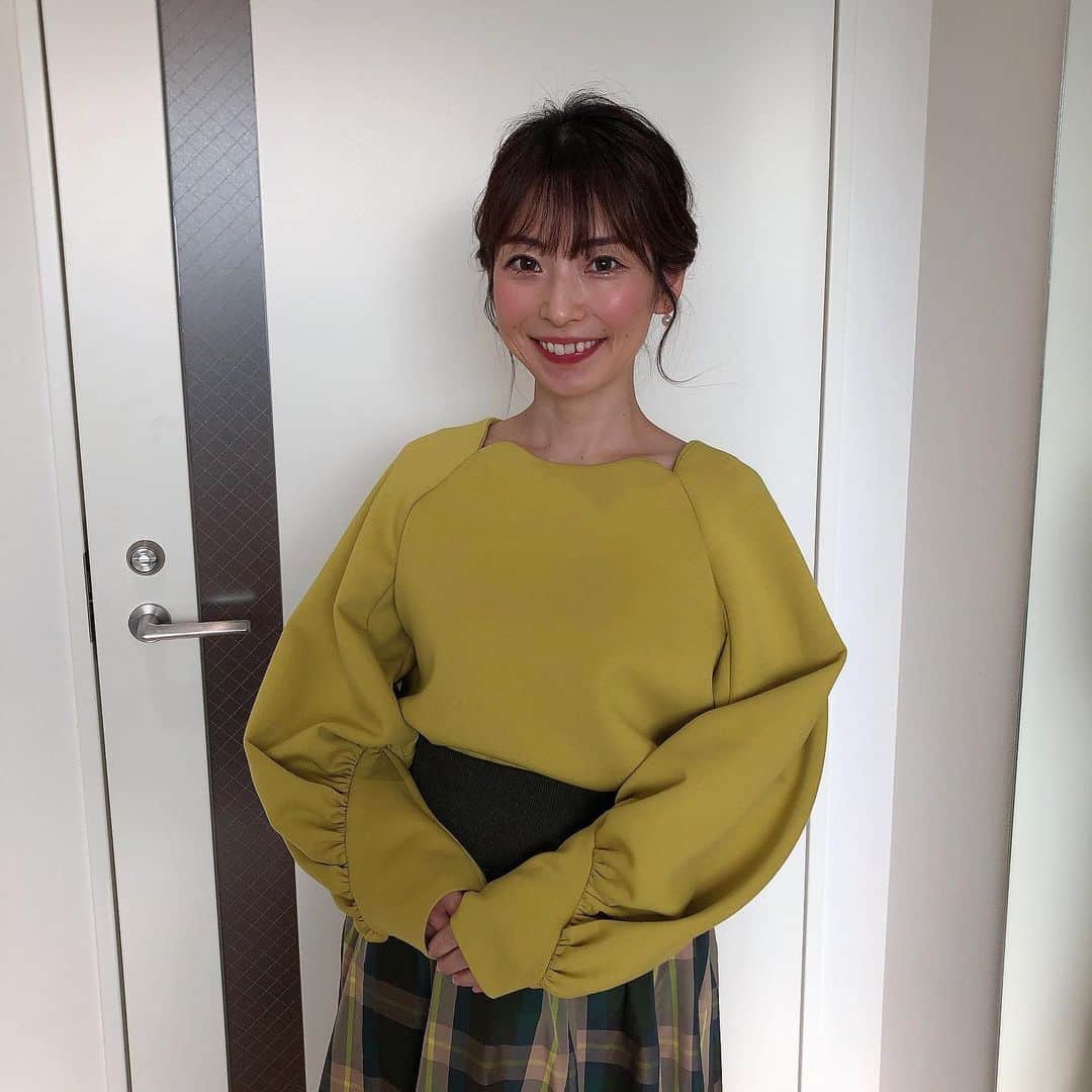 奈良岡希実子さんのインスタグラム写真 - (奈良岡希実子Instagram)「きょうのミヤネ屋の衣装です☺️ 青森の実家も雪が大変なようです❄️ そんな季節ですね☃️☃️☃️ #ミヤネ屋 #気象予報士 #衣装 #雪国出身 #青森市出身」12月15日 20時03分 - naraoka_kimiko