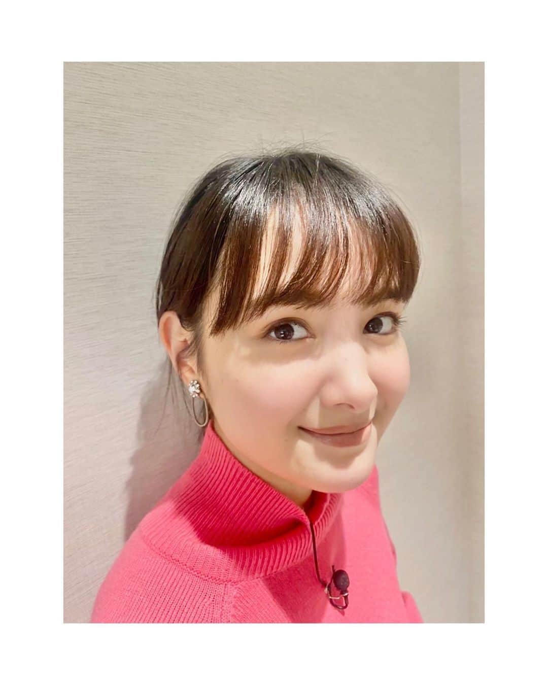 のインスタグラム：「テレビ東京「有吉の世界同時中継 〜今、そっちってどうなってますか？〜」  https://www.tv-tokyo.co.jp/ariyoshi_douzi/  お邪魔しました☺️ 今日12月15日18時25分からです！  👗 @adametrope 💍 @somnium_22 👠 @freelance_paris」