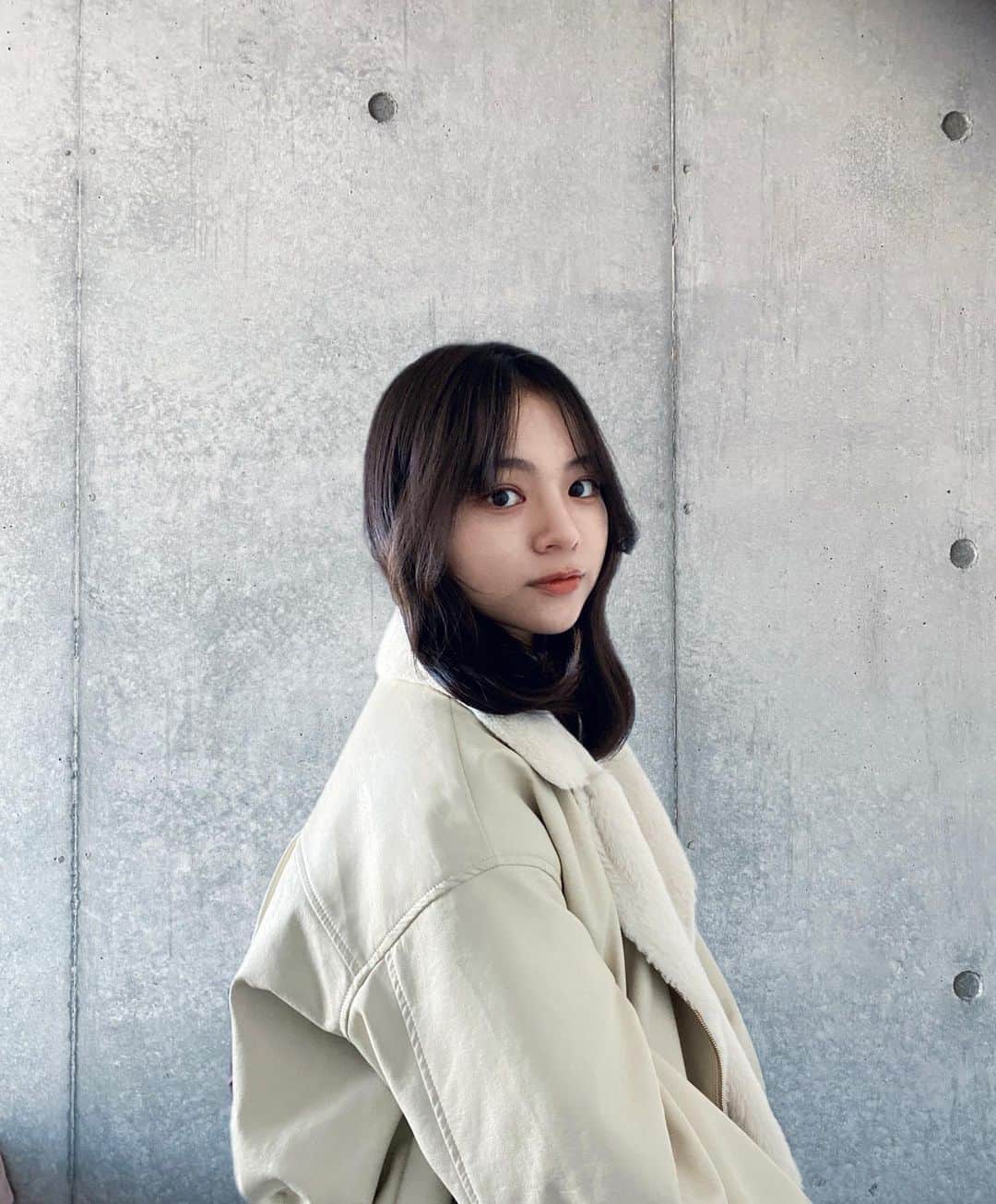 のインスタグラム：「⁡ ⁡ 寒いですね！❄ 私は毎朝温かい布団の誘惑と闘っています。 ⁡」