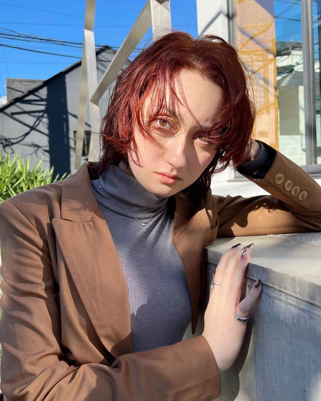 veticaのインスタグラム：「ブラットオレンジの ウルフスタイル🍊  hair @eitayoshinari   #vetica #原宿 #美容室 #美容室 #ウルフ #ウルフカット #オレンジ #オレンジカラー #ダブルカラー」