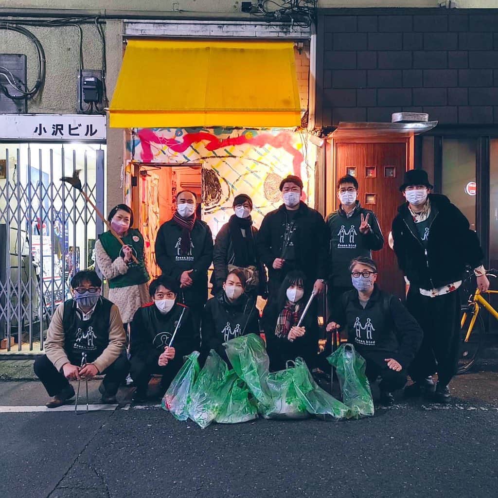 櫻田宗久のインスタグラム：「.  二丁目ゴミ拾い⭐️ すごい沢山来てくれたよー」