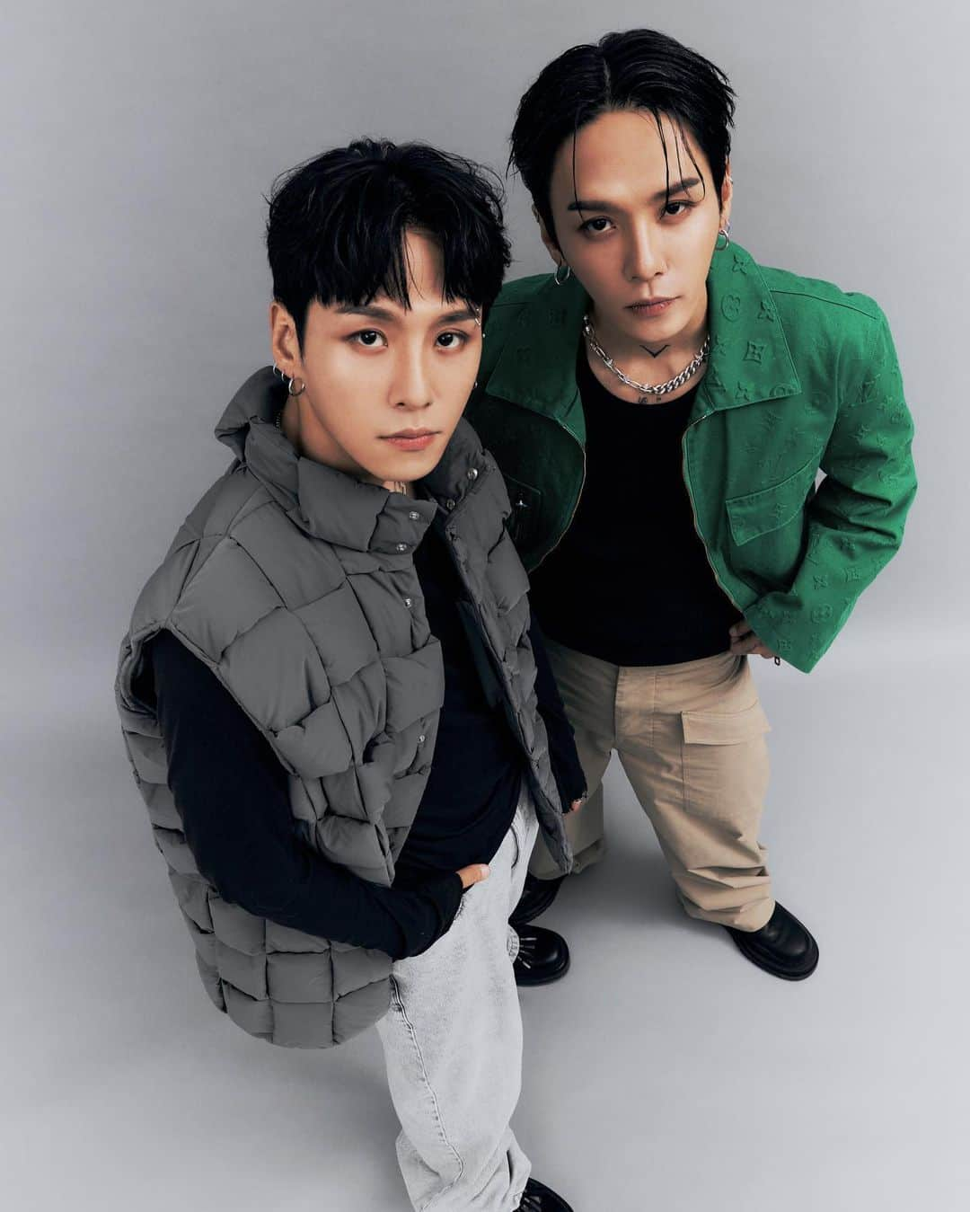 クォン・ヨンドンさんのインスタグラム写真 - (クォン・ヨンドンInstagram)「KWONTWINS NEW Profile✨  #kwontwins #YGX」12月16日 12時35分 - _______youngmoney