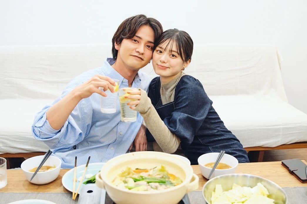 紺野彩夏のインスタグラム：「わたしたち結婚しました 第7話、ありがとうございました☺︎ 中田さんにお話を聞いたおかげでまた一歩夫婦として進めた気がします、 もつ鍋美味しかった〜☺︎」