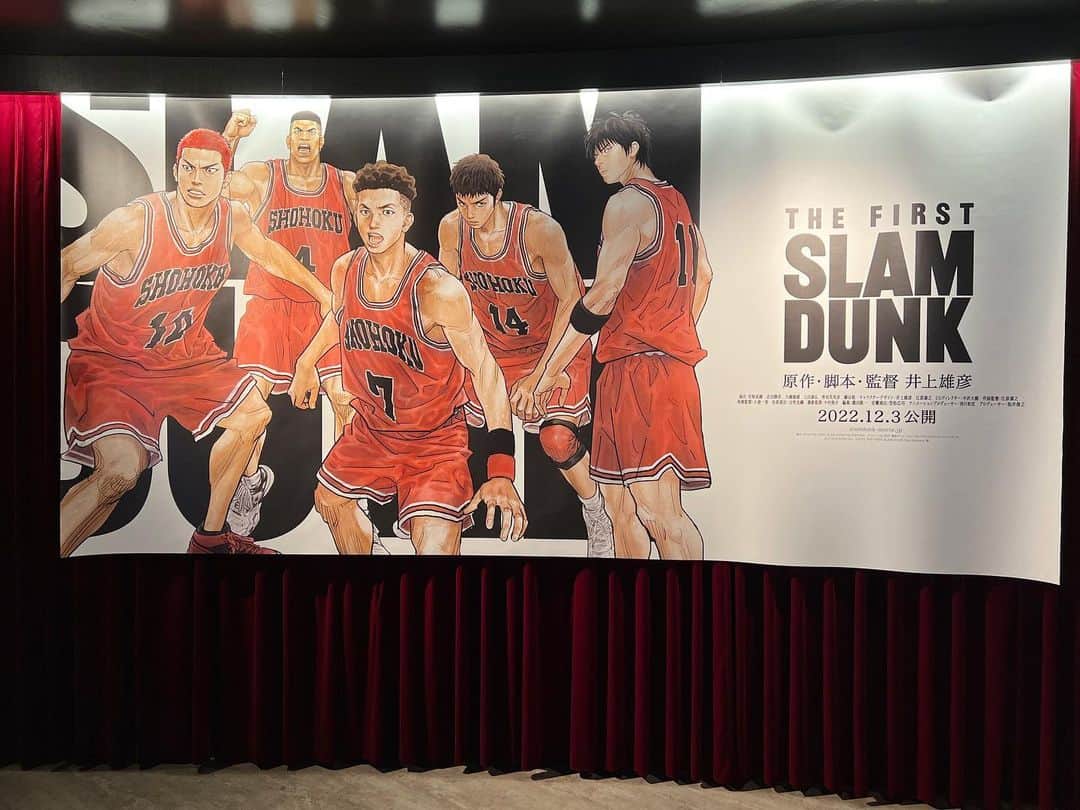 坂口和也のインスタグラム：「🏀✨ Ｏ( ｀_´)乂(｀_´ )Ｏﾊﾟｧｧｰｰｰｰﾝ!!!! #slamdunk #スラムダンク #映画 #🏀 #🎥 #🎬」