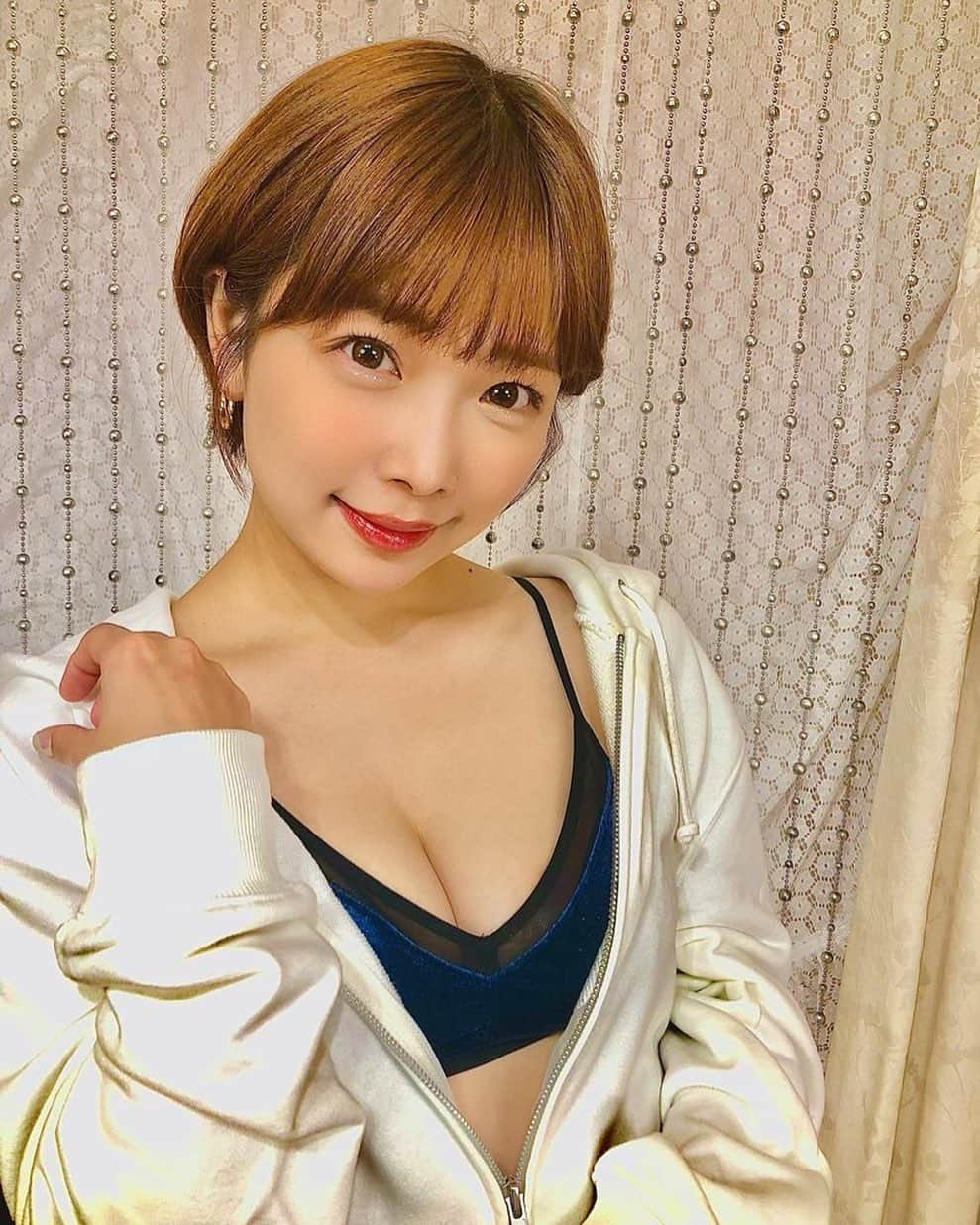 紗倉まなさんのインスタグラム写真 - (紗倉まなInstagram)「👙🤍 #秋葉原合同イベント #SOD #アキバに愛に恋💕」12月16日 20時02分 - sakuramanateee