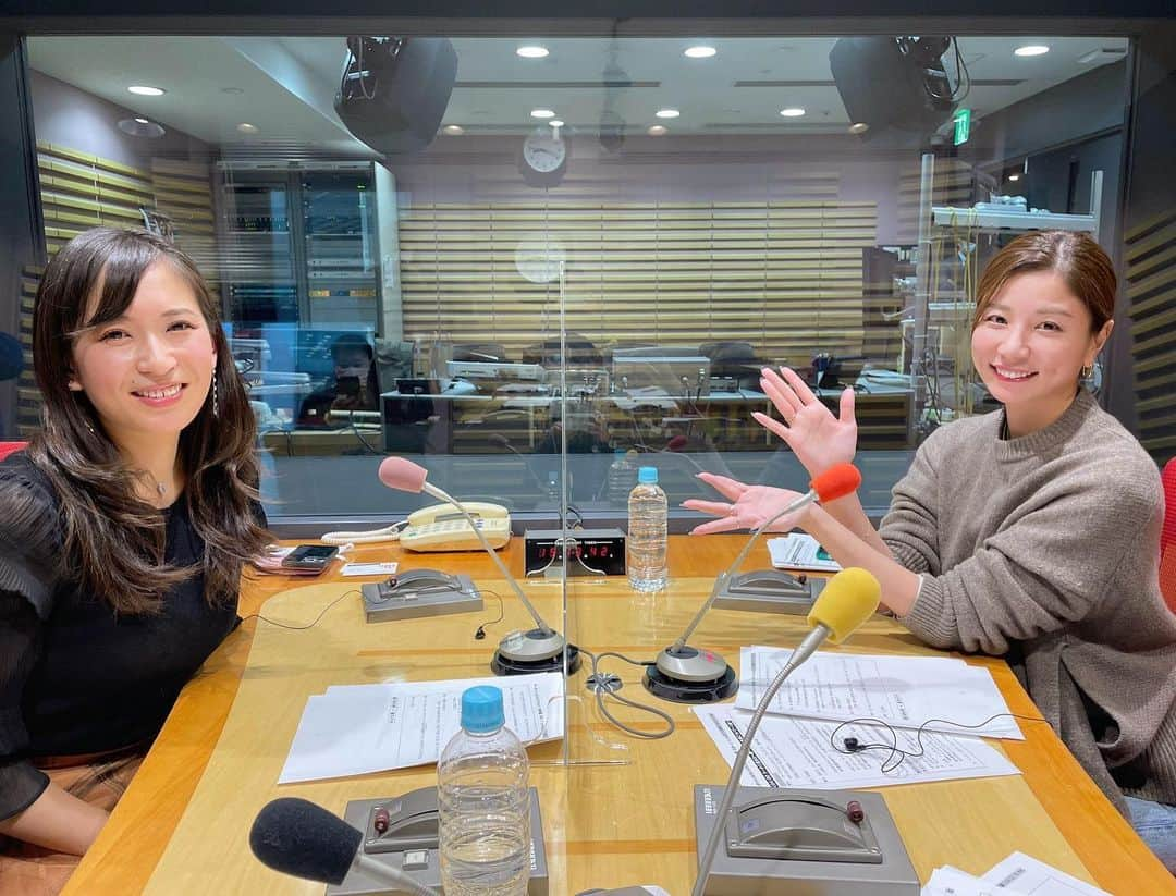 青木愛さんのインスタグラム写真 - (青木愛Instagram)「『K’2nd presents 青木愛 スポーツ to you』📻 ⁡ 今回のゲストは、レーシングドライバーの猪爪杏奈選手🏎✨ ⁡ 皆さんこんな美女アスリートがいるってご存知でしたか？🫣❤️ ⁡ こんな素敵な美女がレーサーってかっこよすぎでしょ☺️🏎💕 ⁡ 猪爪選手のお話を聞いて、私も久しぶりにサーキットに行きたくなりました♡ 生でレースを観ると迫力ありまくりで、めちゃくちゃ興奮しますよ🤩✨ ⁡ ニッポン放送 12月16日(金) 12月30日(金) 21時からです🐶 ⁡ 是非皆さん聴いてください🫶🏻💕」12月16日 20時12分 - aiaoki_official