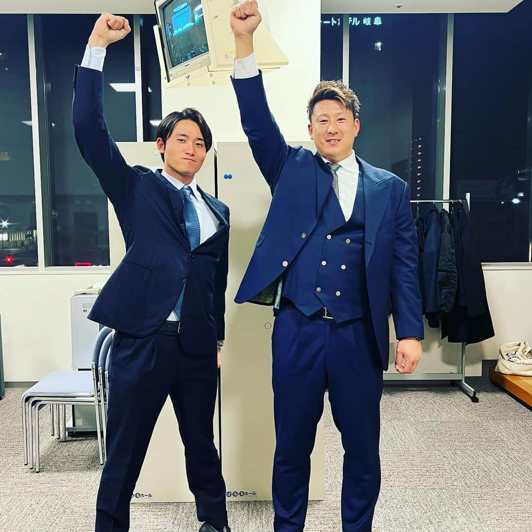 高橋純平さんのインスタグラム写真 - (高橋純平Instagram)「身体めちゃくちゃデカかった。 良い人でよかった😂」12月16日 21時28分 - junpei_takahashi1997