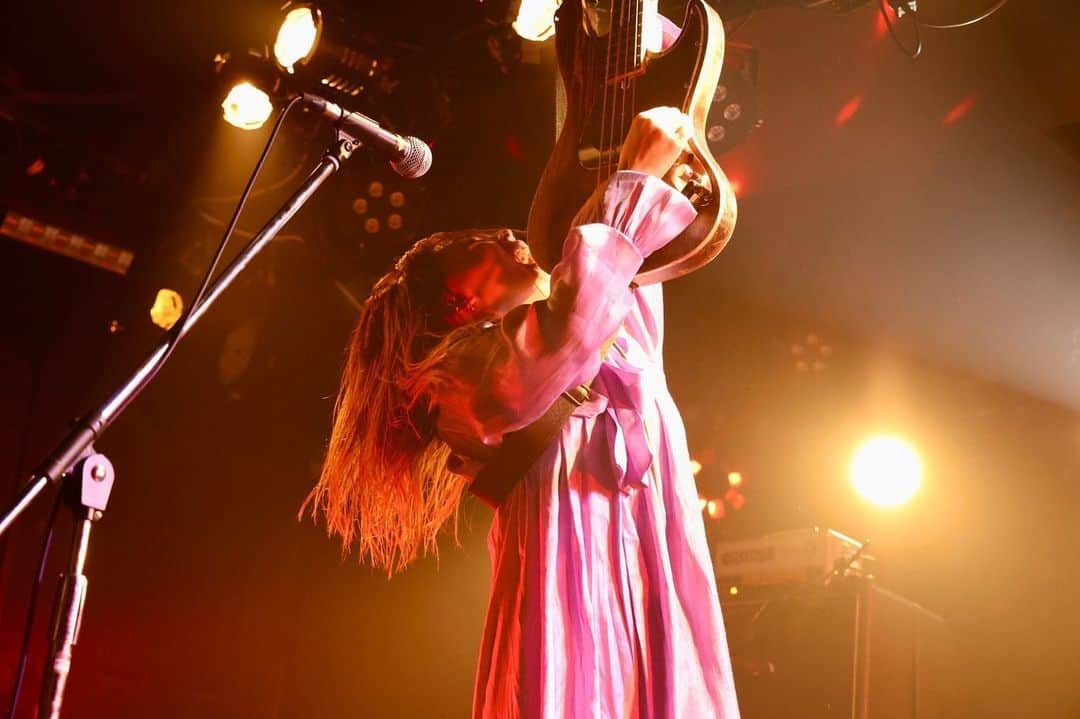 宮本菜津子さんのインスタグラム写真 - (宮本菜津子Instagram)「【Photo】2022年12月11日（日）新代田FEVER / Sunday December 11, 2022 Shindaita FEVER - Photo by @shihoaketagawa  - #massofthefermentingdregs  #motfd #masudore #livephotography  #photo  #japaneseculture  #alternative  #alternativerock  #新代田fever  #マスドレ」12月17日 1時28分 - natsukondesu