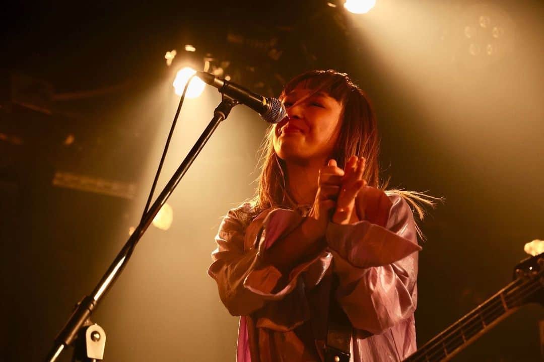 宮本菜津子さんのインスタグラム写真 - (宮本菜津子Instagram)「【Photo】2022年12月11日（日）新代田FEVER / Sunday December 11, 2022 Shindaita FEVER - Photo by @shihoaketagawa  - #massofthefermentingdregs  #motfd #masudore #livephotography  #photo  #japaneseculture  #alternative  #alternativerock  #新代田fever  #マスドレ」12月17日 1時28分 - natsukondesu