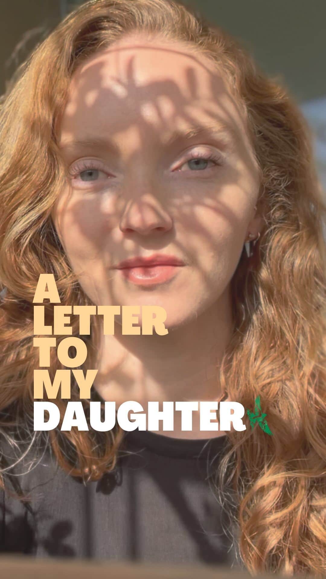 リリー・コールのインスタグラム：「“A Letter to my daughter, Wylde”.  In this Letter, Lily Cole speaks to an imagined future, hoping that this vision, and the focus on what we want to see, unlocks the pathway to reach a better destination.  As #COP15 unfolds, the fortnight that will pave the reality and future of biodiversity, the Indigenous wisdom of the ‘seven generation principles’, which Lily takes inspiration from, has never felt more urgent.  “Many different Indigenous communities from around the world talk about the seven generation principles, that we should consider the seven generations behind us and the seven generations ahead as guidance. I’m writing you this Letter as the next generation after me, 2050, when you’ll be my age. But if you were to consider seven generations ahead of you, that would take you roughly to 2300. Just imagine that.  Where are we trying to go if our destination is guided by a vision of 2300?  Where do we want to go?”  Indigenous Peoples and Local Communities represent around 5% of the global population but protect 80% of nature. Indigenous leadership, rights and wisdom are central to efforts to protect biodiversity. A good deal at #COP15 would recognise that those rights and wisdom go hand in hand with protecting nature.  Link in bio to watch the full Letter.  #LettersToTheEarth」