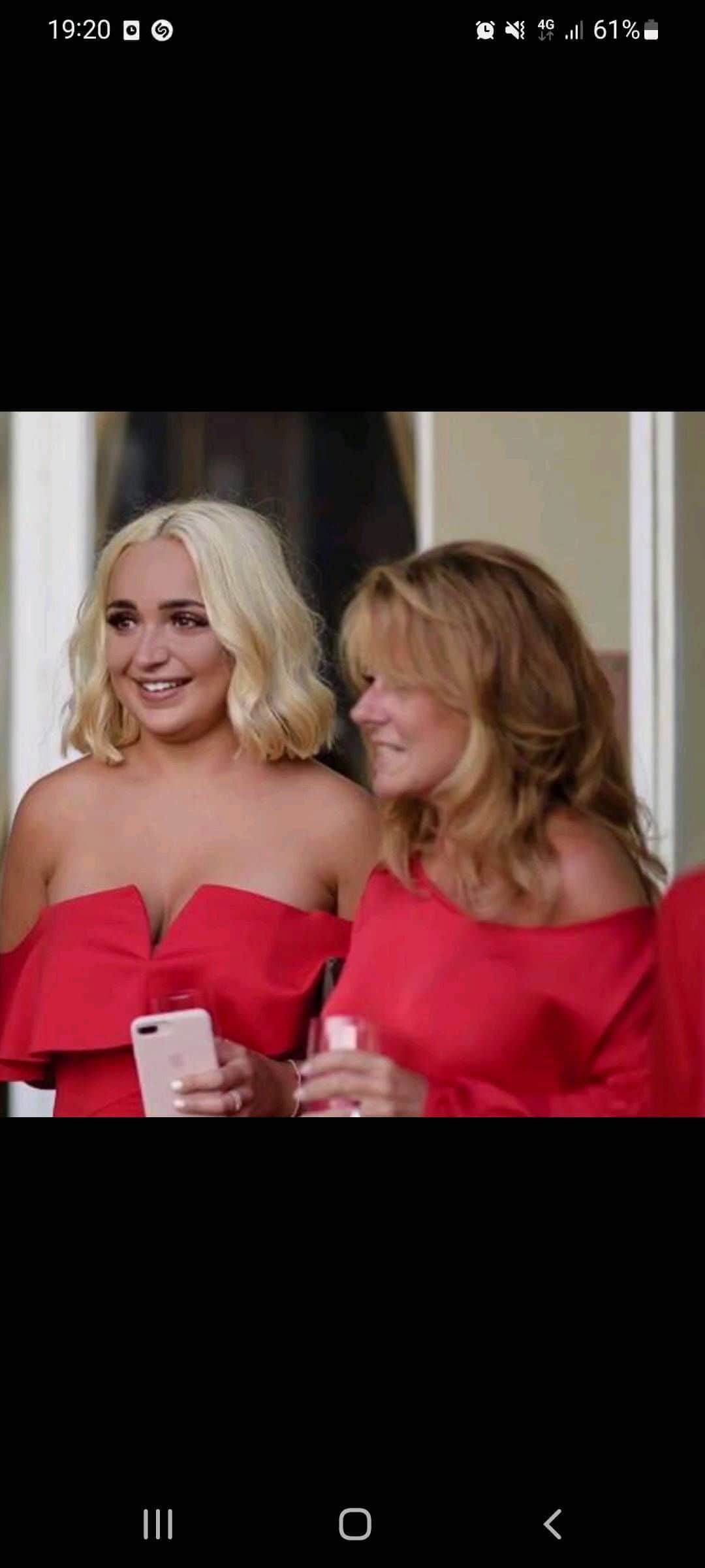 ローレン・プラットのインスタグラム：「Happy birthday queen❤️」