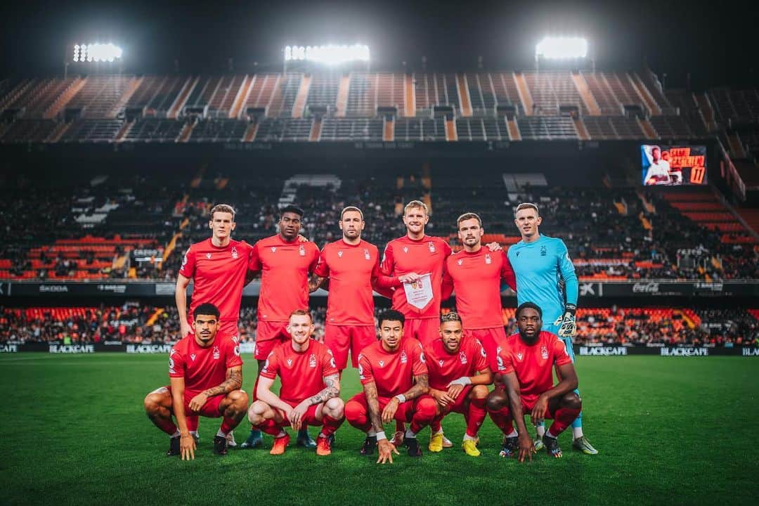 ハリー・トフォロのインスタグラム：「🔴⚪️ #nffc」