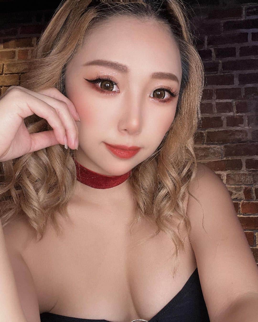 REIちぇるのインスタグラム：「めちゃくちゃ忙しかったー！！ パリオンは日曜日も営業しております😚  今週の日曜は、一期生イベントです🥺 私も出演できることになりましたので、ぜひお時間がある方応援しに来てください！！  ゆーらいくが私の鼻をものすごく細くしてくる。。」