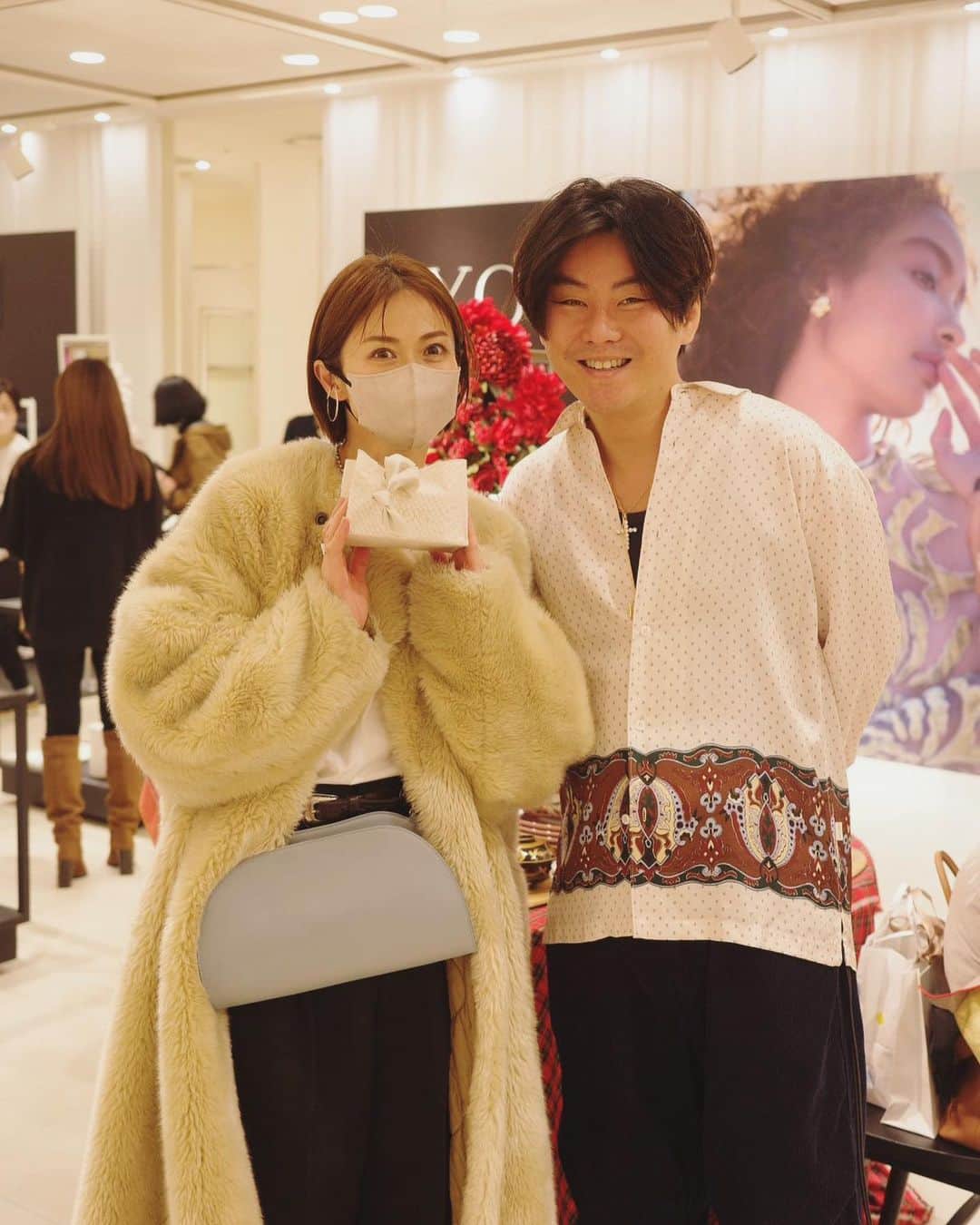畑野ひろ子のインスタグラム：「@yon__jewelry でZeroシリーズのピアスを🎁」
