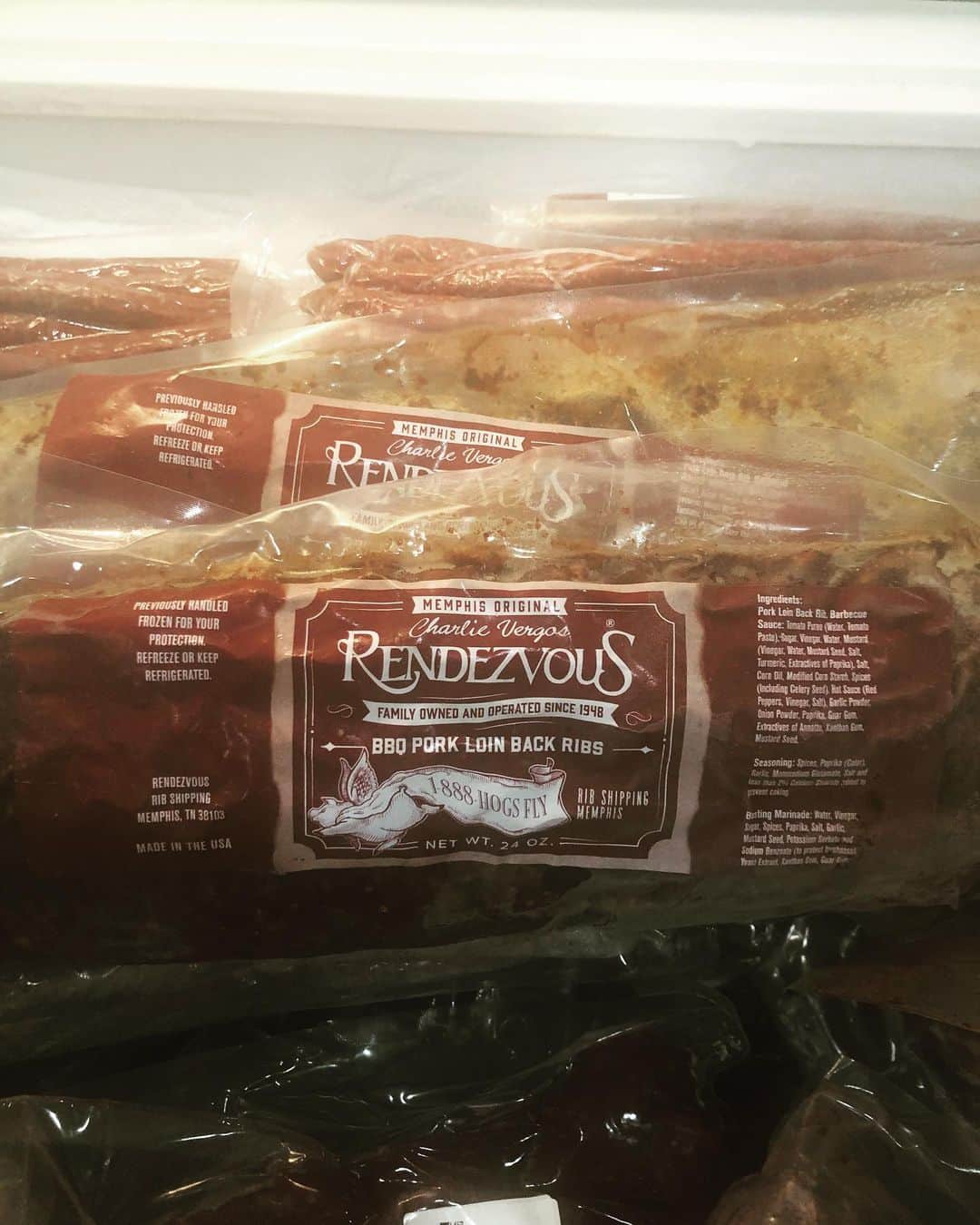 ブライアン・ハーマンのインスタグラム：「I couldn’t get enough of this BBQ when I was in Memphis for @FESJC. Appreciate this gift from my friends at @FedEx and their picture proof of delivery to let me know exactly when it arrived at my doorstep. Looking forward to getting back to Memphis next year.」