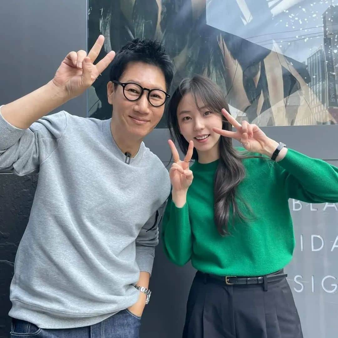 のインスタグラム：「소희야 반가웠어 ,  소희가 조곤조곤  말을 참 잘해요 #지편한세상# 안소희 #youtube #데려다줄까」