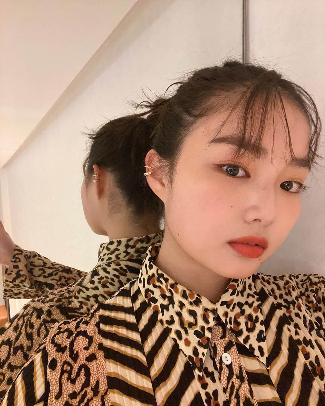 箭内夢菜のインスタグラム：「💄  THE SCRAMBLE 〜今日も渋谷と。Vol.26〜  掲載させて頂きました ぜひ︎*ﾟ   #thescramble   #今日も渋谷と」