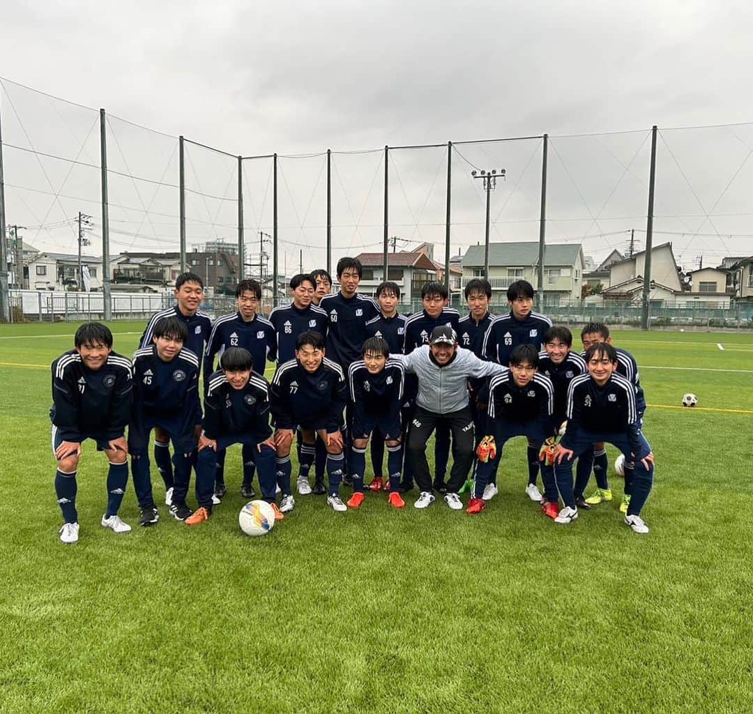 横谷繁のインスタグラム：「大阪学院高校の生徒に協力してもらって指導実践させてもらいました！ 元愛媛FCの吉川健太くんもありがとう！ #吉川健太」