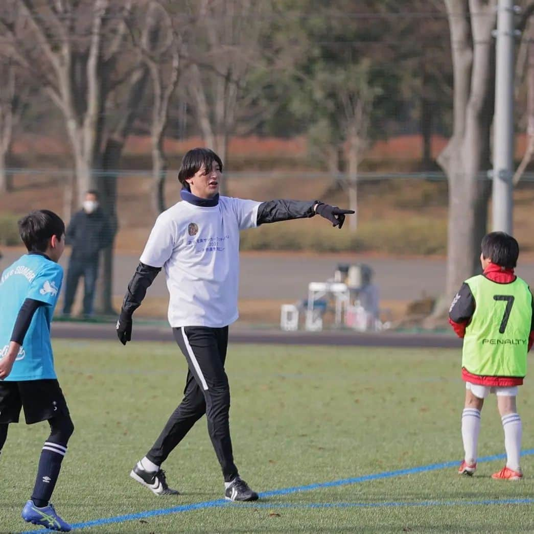 高萩洋次郎さんのインスタグラム写真 - (高萩洋次郎Instagram)「本日、出身地の福島でサッカーイベントに参加してきました。  福島県出身のJリーガー、元Jリーガーが集まって子供たちとサッカーをしました！  福島県出身でサンフレッチェ広島ユースの後輩 福島ユナイテッドFCの#遊佐克美 が主催しました！  福島の子供たちと触れ合うことができて楽しかったです！  ひとりでも多くの福島県出身Jリーガーが増えることを期待してます！  #福島県 #福島県出身Jリーガー #高萩洋次郎  #栃木sc」12月17日 22時20分 - yojiro_08