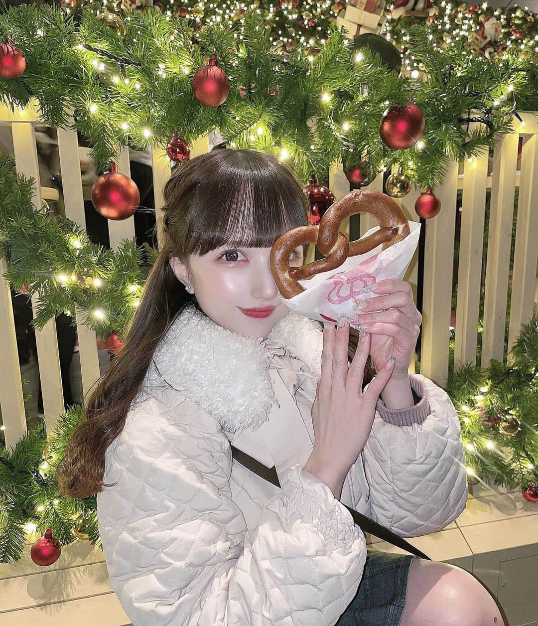 藤城なみのインスタグラム：「プレッツェル🥨たべたあ❤︎」